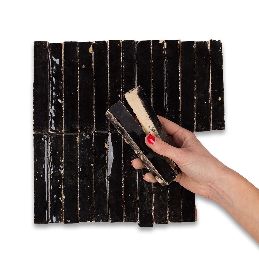 Kit Kat Black